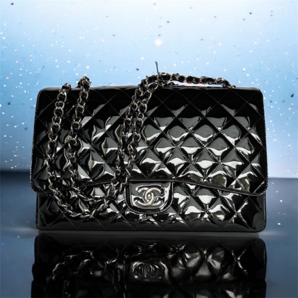 CHANEL Classic Maxi Single Flap Patent Leather • BLACK • Silver-Tone Hardware - Picture 1 of 16